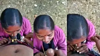 Desi Slut Kneeling Outdoors Sucking Cock Like Pro Whore