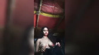 Desi Bhabhi Stripping Saree Flashing Huge Juicy Boobs In Room