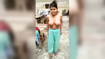 Gf Leaking Sexy Mms Spreading Legs Wide Open Play