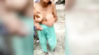 Gf Leaking Sexy Mms Spreading Legs Wide Open Play
