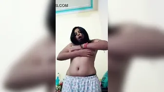 Desi Babe Teasing Hot Boobs Swaying Wild For Fsi Fans