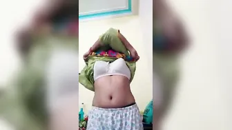 Desi Babe Teasing Hot Boobs Swaying Wild For Fsi Fans