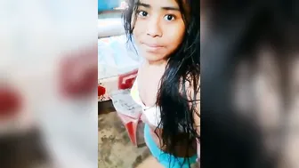 Guwahati Gf Filming Topless Jiggle For Bf's Dirty Chat