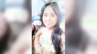Guwahati Gf Filming Topless Jiggle For Bf's Dirty Chat