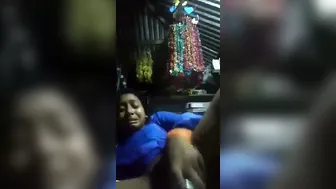 Desi Slut Fingering Her Dripping Chut In Hardcore Solo