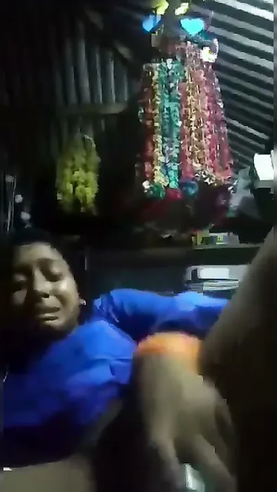 Desi Slut Fingering Her Dripping Chut In Hardcore Solo