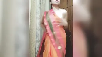 Beautiful Bengali Girl Stripping Saree Slow In Bedroom