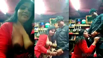 Cheating Patni Banging Dukaanwala In Shop Backroom Illicitly