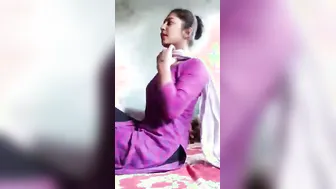 Bangladeshi Slut Fingering Horny Pussy On Live Cam Show