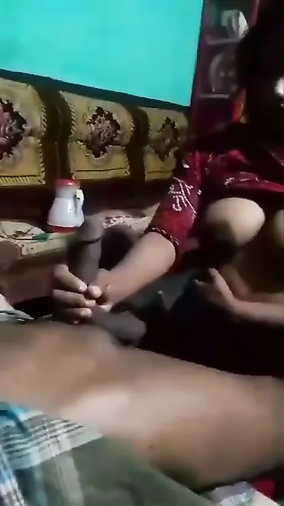 Bangla Housewife Slurping Sasur's Loda In Dupatta Covered Room