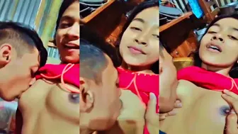 Virgin Desi Babe's Boobs Sucked Roughly By Bf In Holi Play