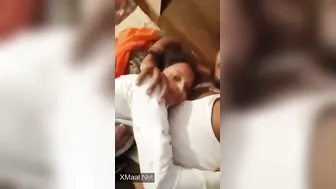 Hubby Captures Patni's Boobs And Choot Closeup On Phone Cam