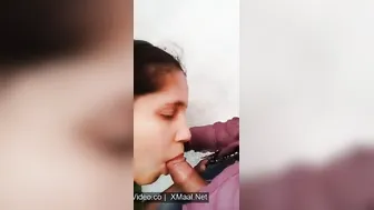 Indian Gf Gagging On Bf's Chota Loda In Saree Bedroom Fun