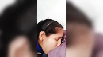 Indian Gf Gagging On Bf's Chota Loda In Saree Bedroom Fun