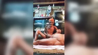 Muslim Uncle Hammering Wife's Chut On Hidden Cam Live