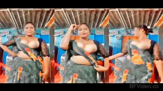 South Indian Big Boob Wifey Going Topless Teasing Nipples Viral