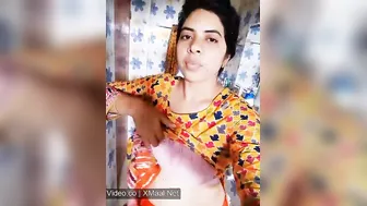 Unsatisfied Dehati Bhabhi Shaking Massive Boobs Desperately