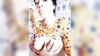 Unsatisfied Dehati Bhabhi Shaking Massive Boobs Desperately