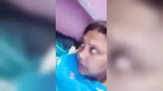 Busty Horny Wifey Fingering Chut While Begging For Lund Ride