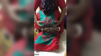 Bengali Big Booby Wifey Exposing Melons Topless In Steamy Vid