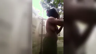 Gaon Ki Bangla Ladki Nangi Nahati Topless Viral Mms Leak