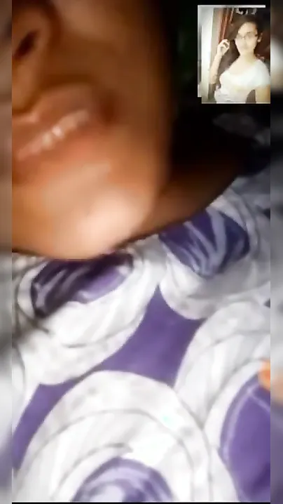 Bangladeshi Babe Flashing Sharp Nips In Steamy Viral Mms Show