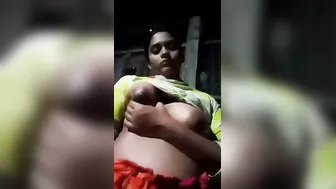 Bangla Gaon Ki Sexy Randi Playing Boobs Teasing In Viral Clip