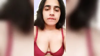 Sexy Indian Girl Licking Her Creamy Pussy Juice Off Fingers Hungrily