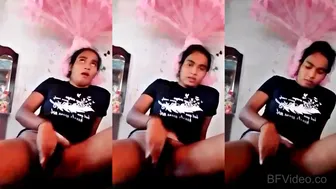 Horny Desi Wifey Fingering Wet Chut In Kitchen Viral Selfie