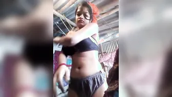 Sexy Indian Babe Modeling Inners Stripping Slow Viral Tease