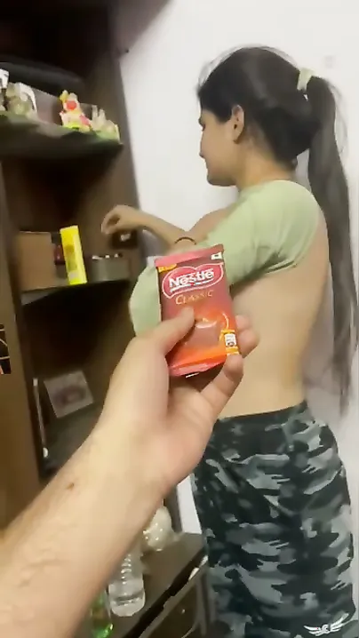 Indian Sister Flashing Boobs Teasing Bhaiya In Viral Sibling Clip