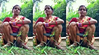 Odia Bhabhi Pissing Hot Stream Outdoors Naughty Selfie Video