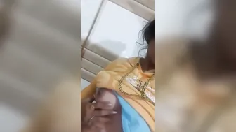 Manali Village Wifey Bouncing Boobs In Steamy Selfie Viral Show