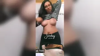 College Randi Flashing Hot Boobs In Hostel Room Selfie