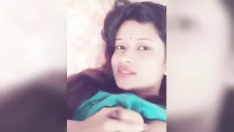 Desi Gf Recording Sexy Nude Selfie Vid For Boyfriend's Dick Tease