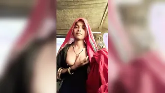 Rajasthani Wife Lifting Blouse Flashing Nude Boobs On Hidden Cam