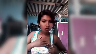 Bhojpuri Maal Squeezing Big Boobs Solo In Lungi Selfie