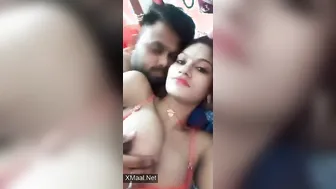 Newlywed Wifey Spreading Shaved Choot For Raw Honeymoon Pound