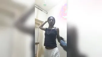 Slim Tamil Babe Teasing Nude Curves Before Bucket Bath