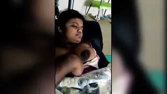 Sri Lankan Big Boob Gf Nude Show In Traditional Blouse