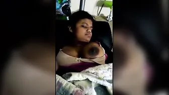 Sri Lankan Big Boob Gf Nude Show In Traditional Blouse
