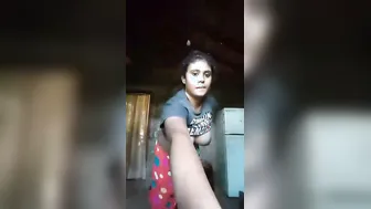 Tamil Village Gf Nude Show Viral From Sri Lankan Fields