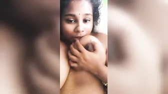 Super Busty Wifey Shaking Jugs Wild In Kitchen Chudai Tease