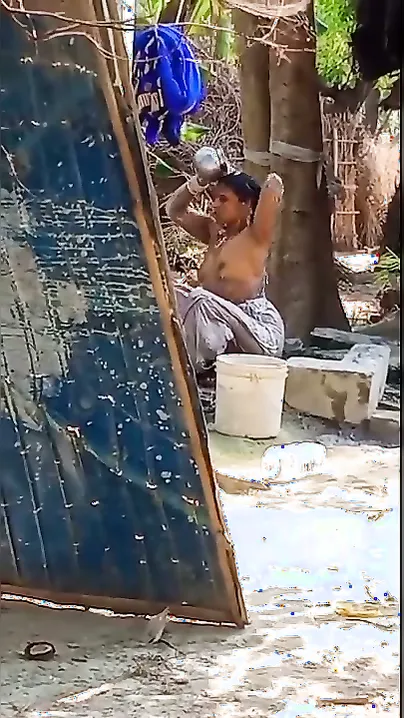 Village Bhabhi Secret Nude Bath Outdoors Hidden Cam Leak