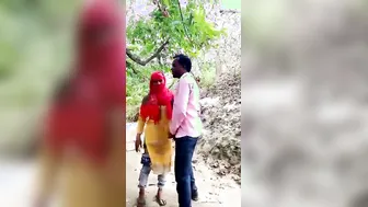 Desi Lovers Caught Fucking Hardcore Outdoors Leaked Mms