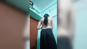 Tall Saree Bhabhi Slowly Stripping To Full Nude Leaked Mms