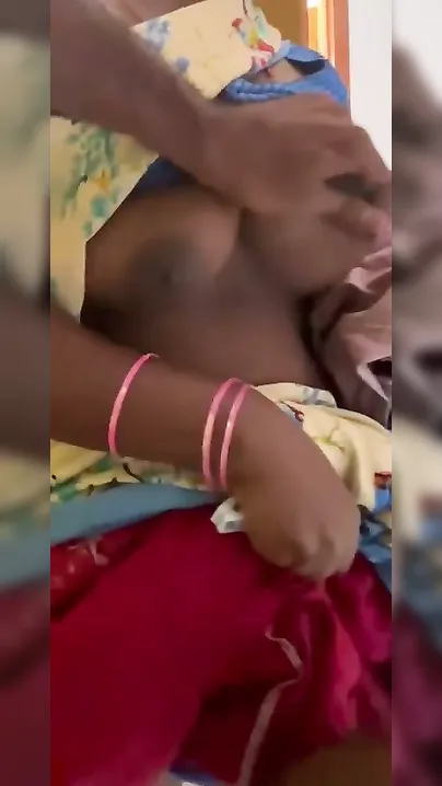 Chennai Maid Aunty Boobs Squeezed Nude Saree Walk
