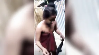 Bangla Village Teen Flaunts Naked Curves In Backyard Vid