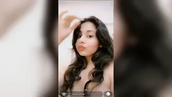 Curvy Babe's Nude Pics Videos Go Viral From Whatsapp Leak