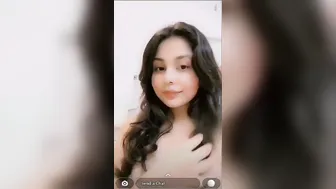 Curvy Babe's Nude Pics Videos Go Viral From Whatsapp Leak